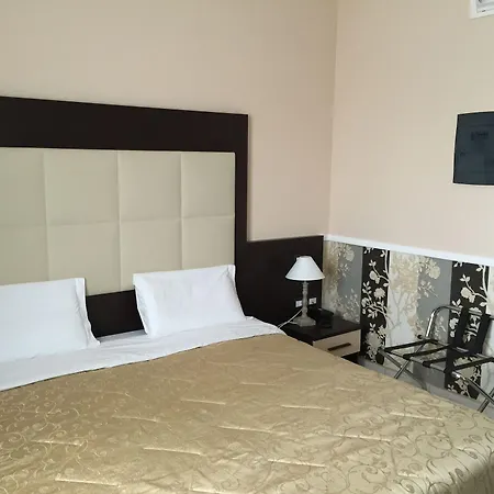 De La Relais Φιουμιτσίνο