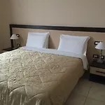 De La Relais Ξενοδοχείο 3*