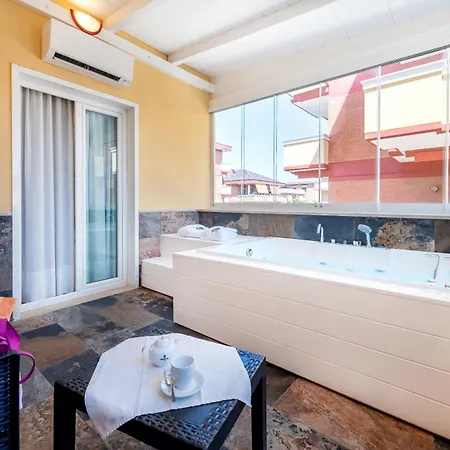 De La Relais Hotel 3*