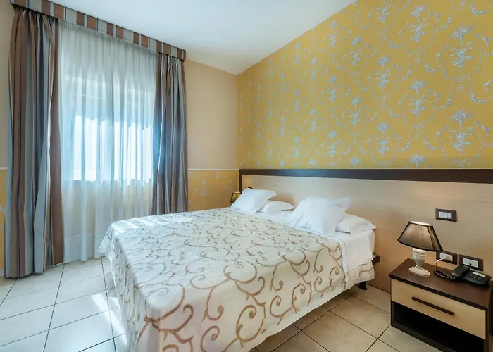 De La Relais מלון פיומיצ'ינו