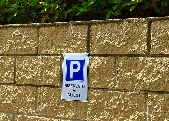 De La Relais 3* פיומיצ'ינו