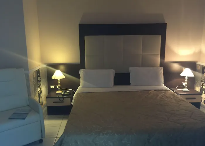 De La Relais מלון פיומיצ'ינו